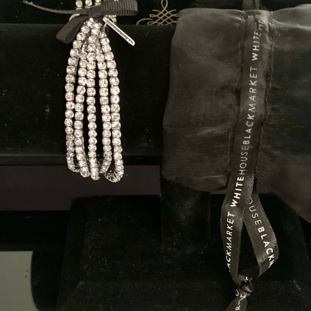 NWOT*WHITE HOUSE BLACK MARKET 5 Clr Rhinestone Stretch Bracelets Hematite Finish - Picture 3 of 8
